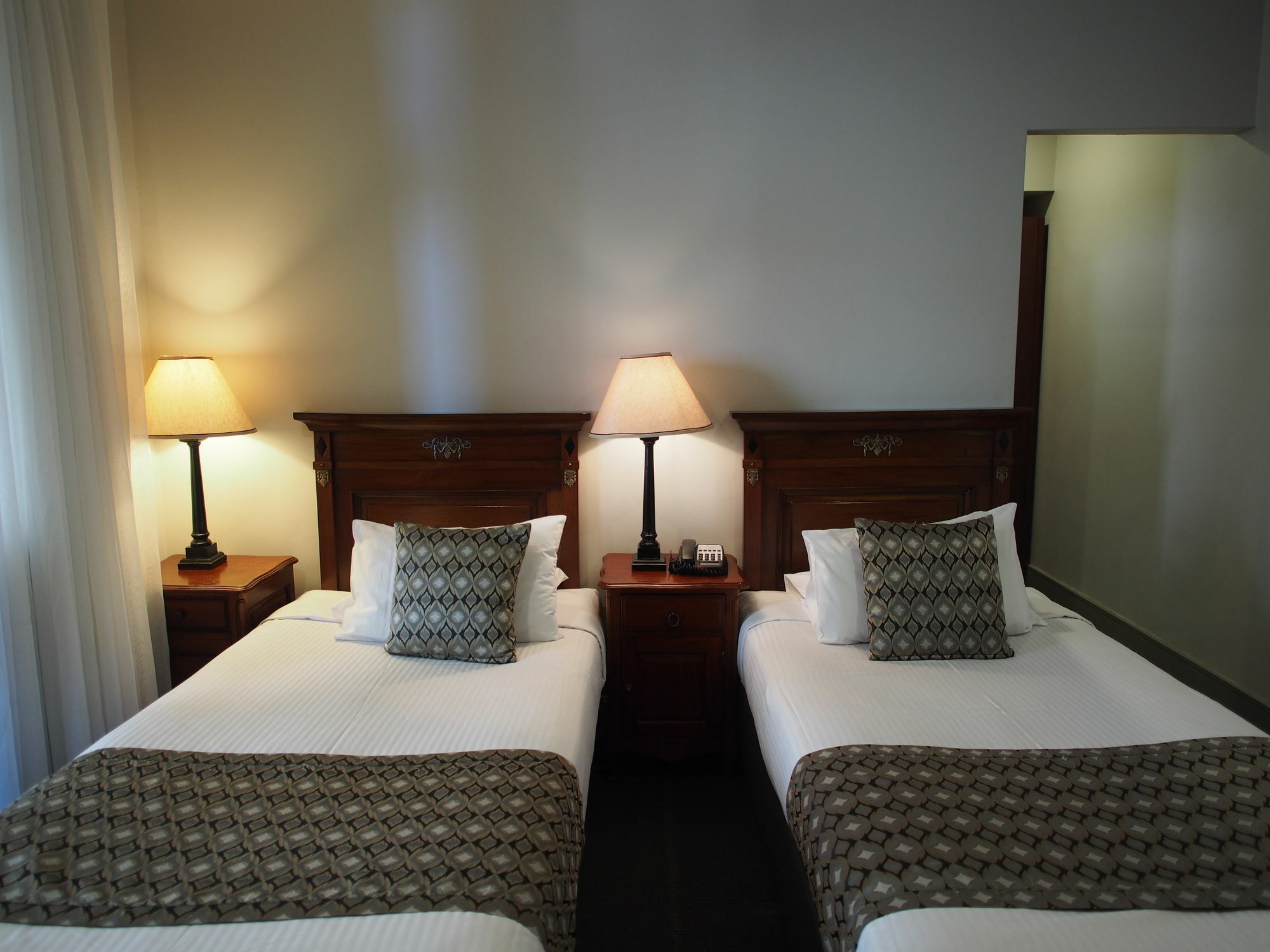 โฮเต็ล บอนได Hotel Bondi Beach ภายนอก รูปภาพ
